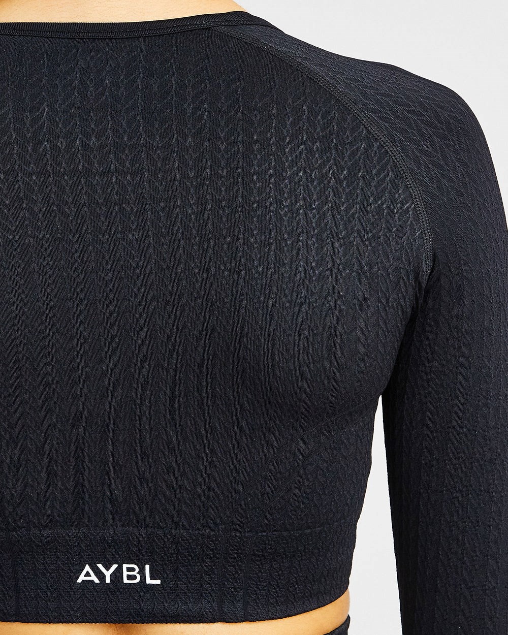 AYBL Luxe Seamless Long Sleeve Crop Top Schwarz | 71984-KDYV