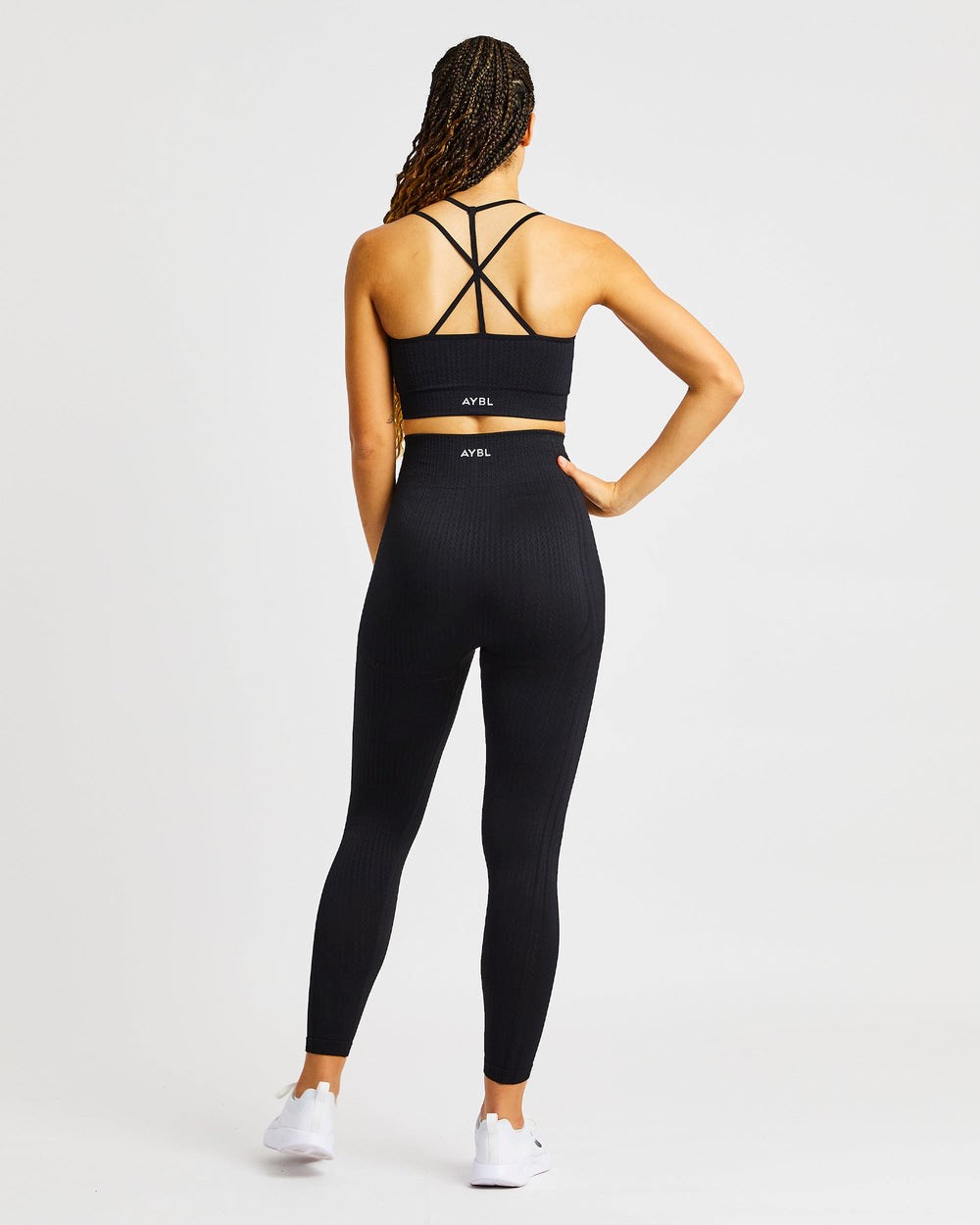 AYBL Luxe Seamless Sports Bra Schwarz | 49257-TXYR