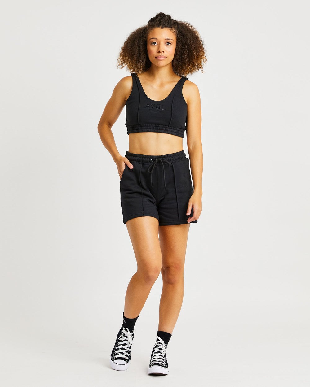 AYBL Luxe Shorts Schwarz | 32916-KLED