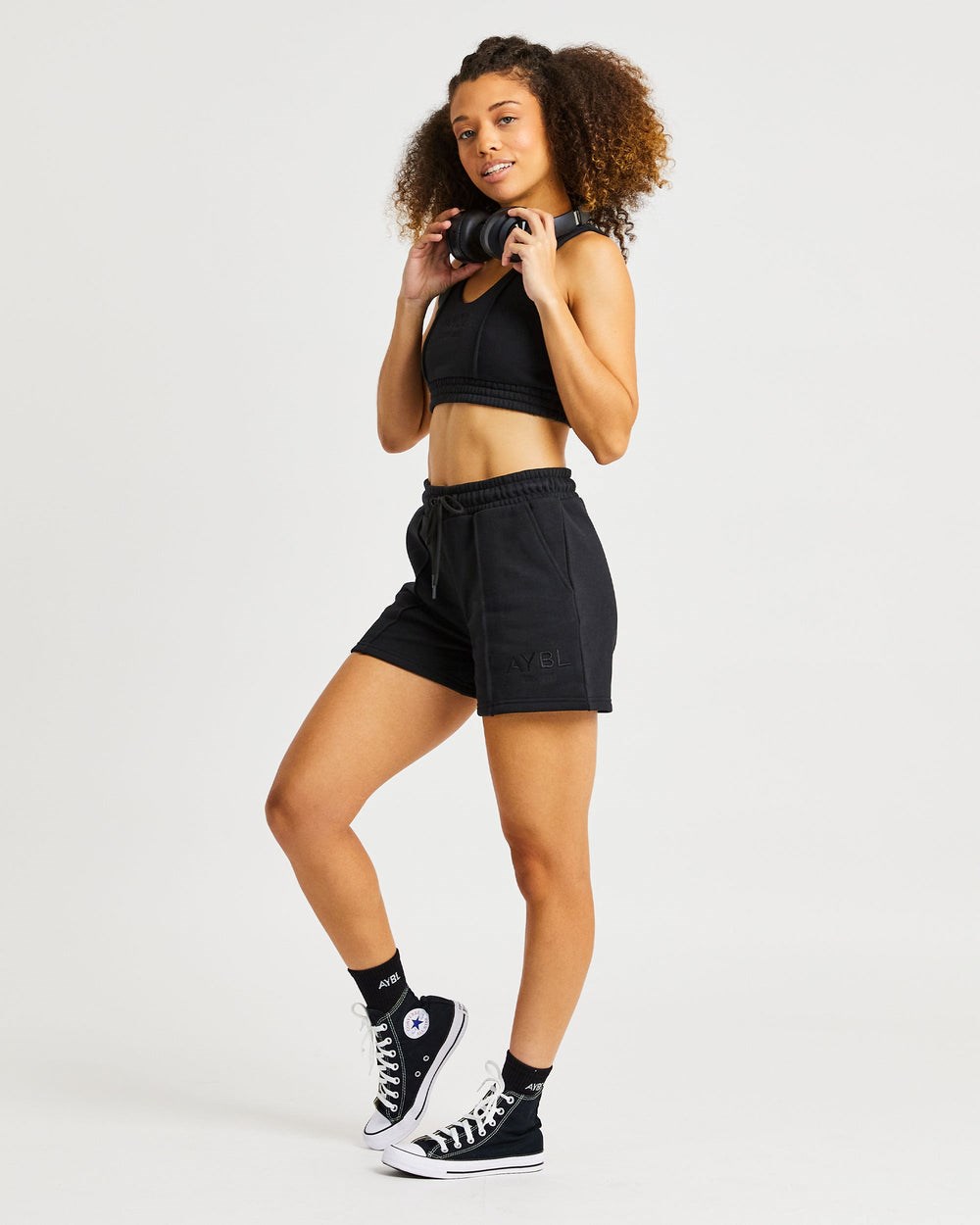 AYBL Luxe Shorts Schwarz | 32916-KLED