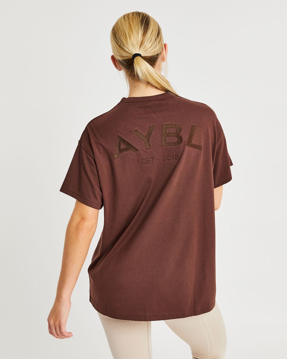 AYBL Luxe T Shirt Braun | 90812-XRHS