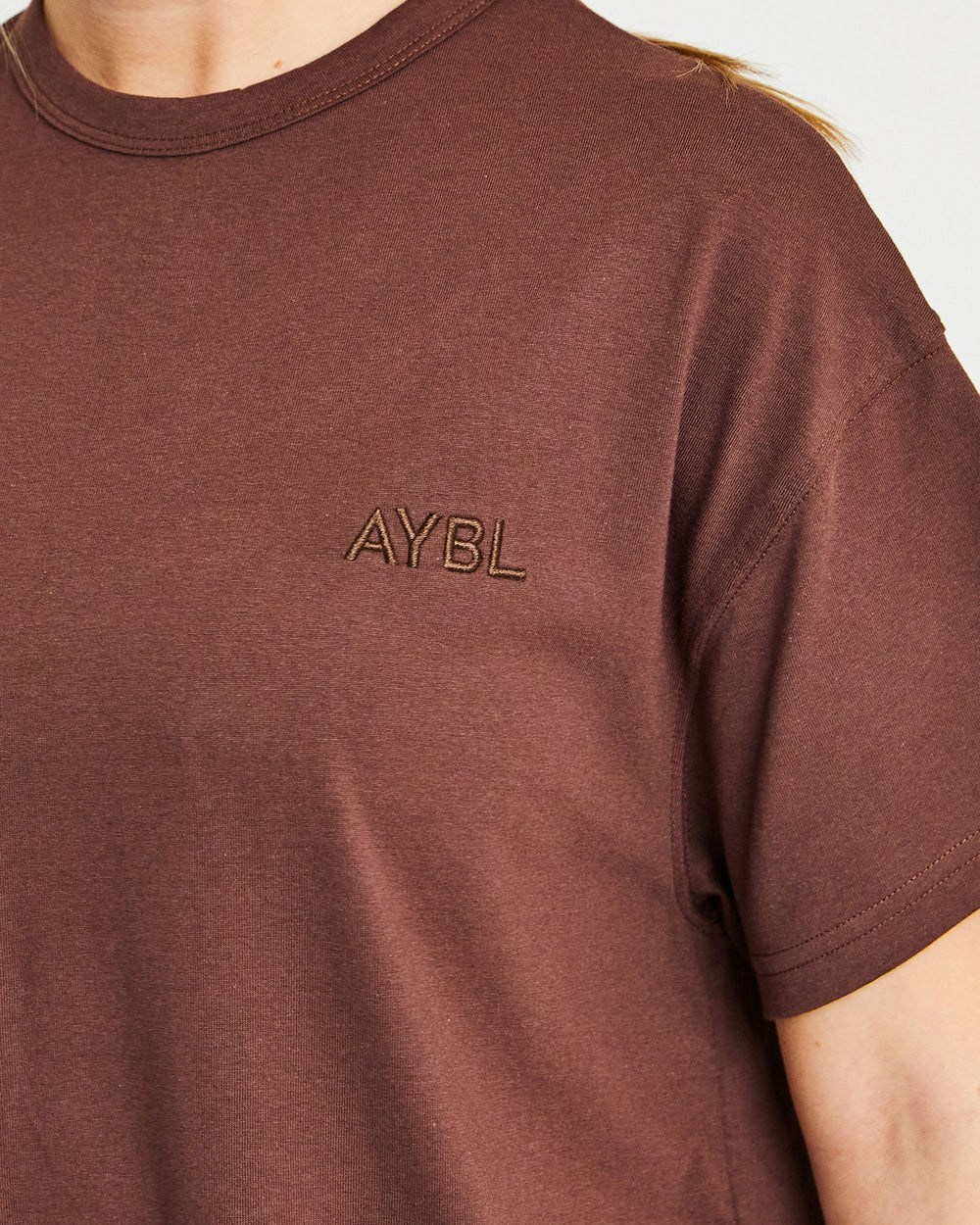 AYBL Luxe T Shirt Braun | 90812-XRHS