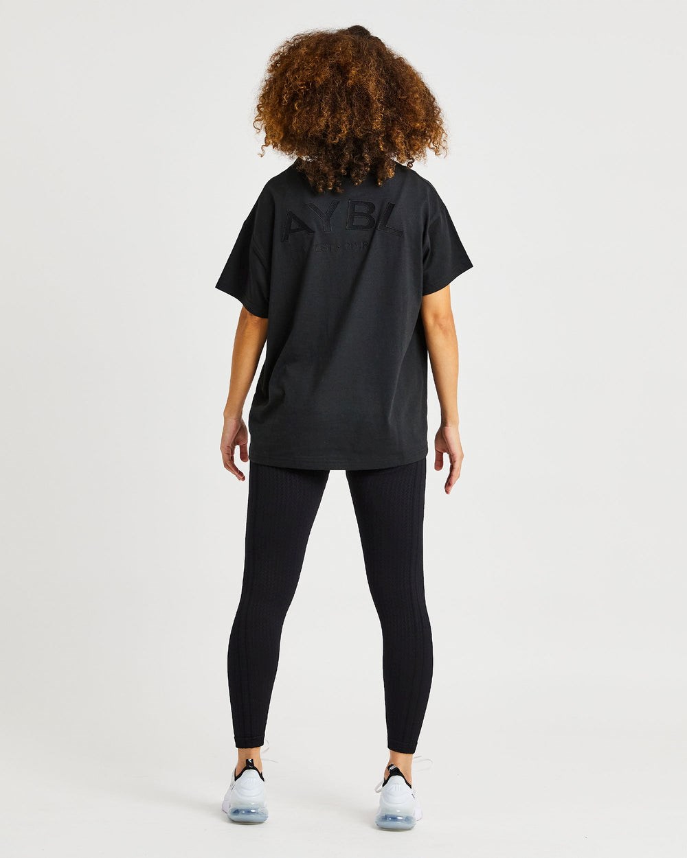 AYBL Luxe T Shirt Schwarz | 60179-WYEO