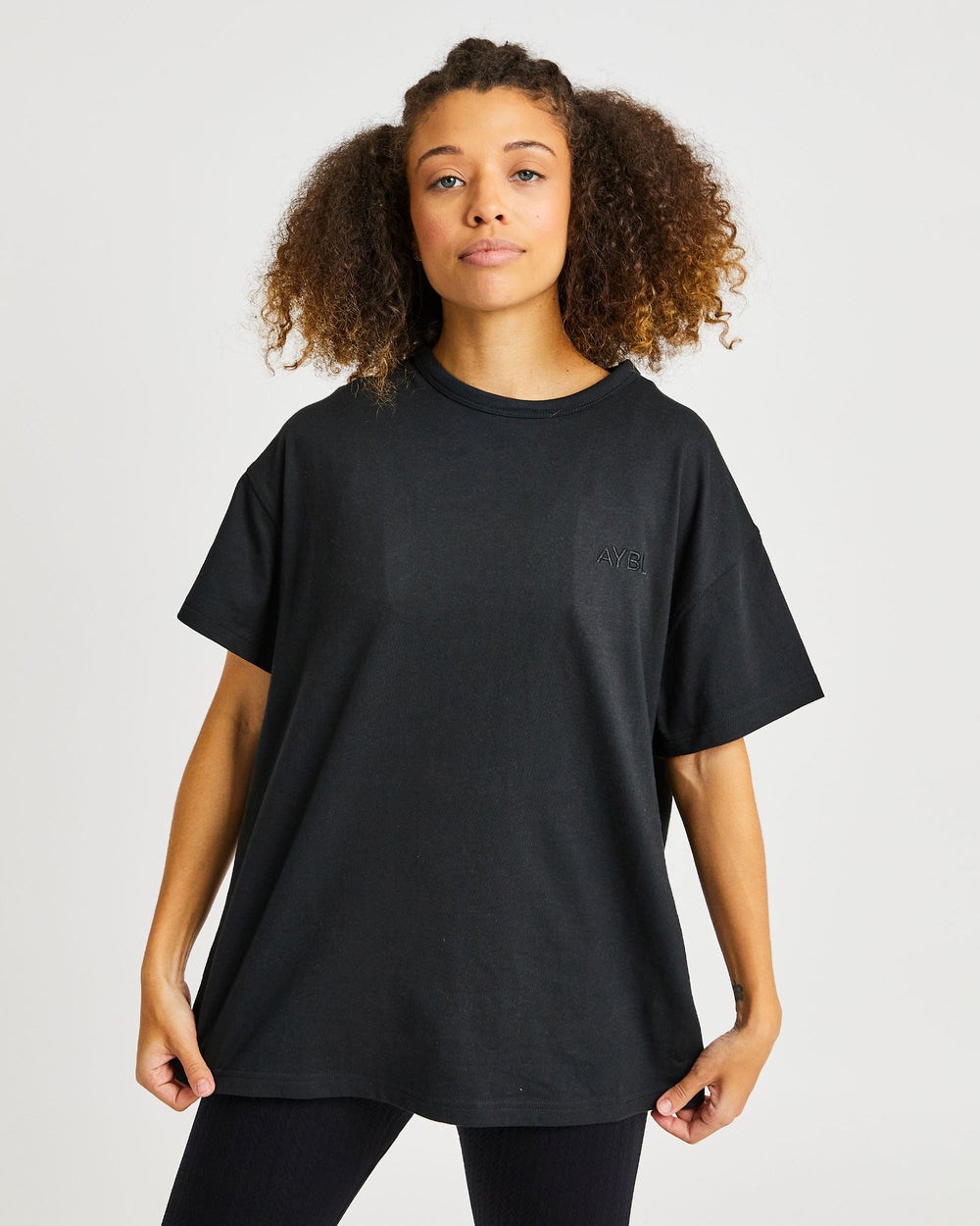 AYBL Luxe T Shirt Schwarz | 60179-WYEO