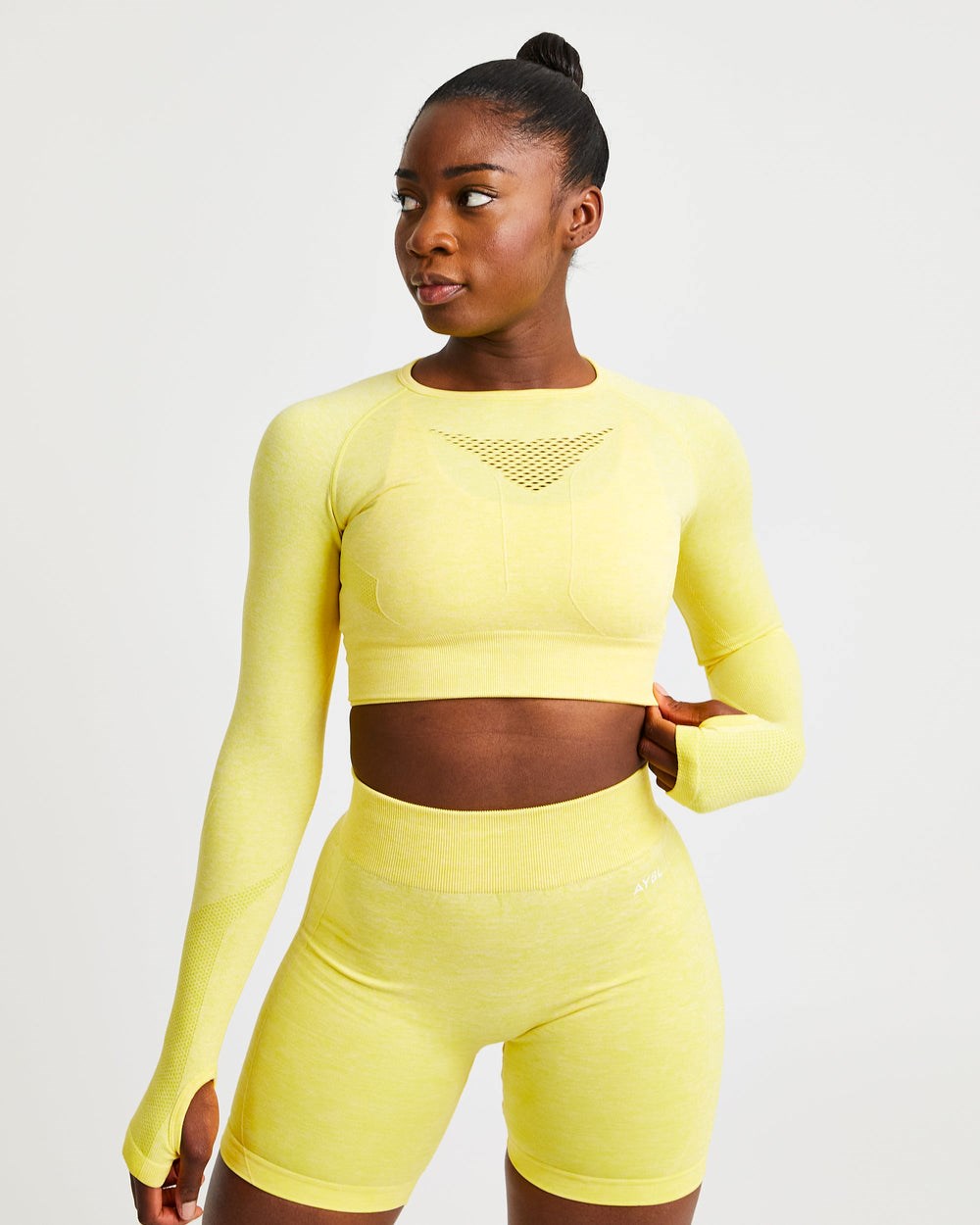 AYBL Motion Seamless Long Sleeve Crop Top Gelb | 37412-FABJ