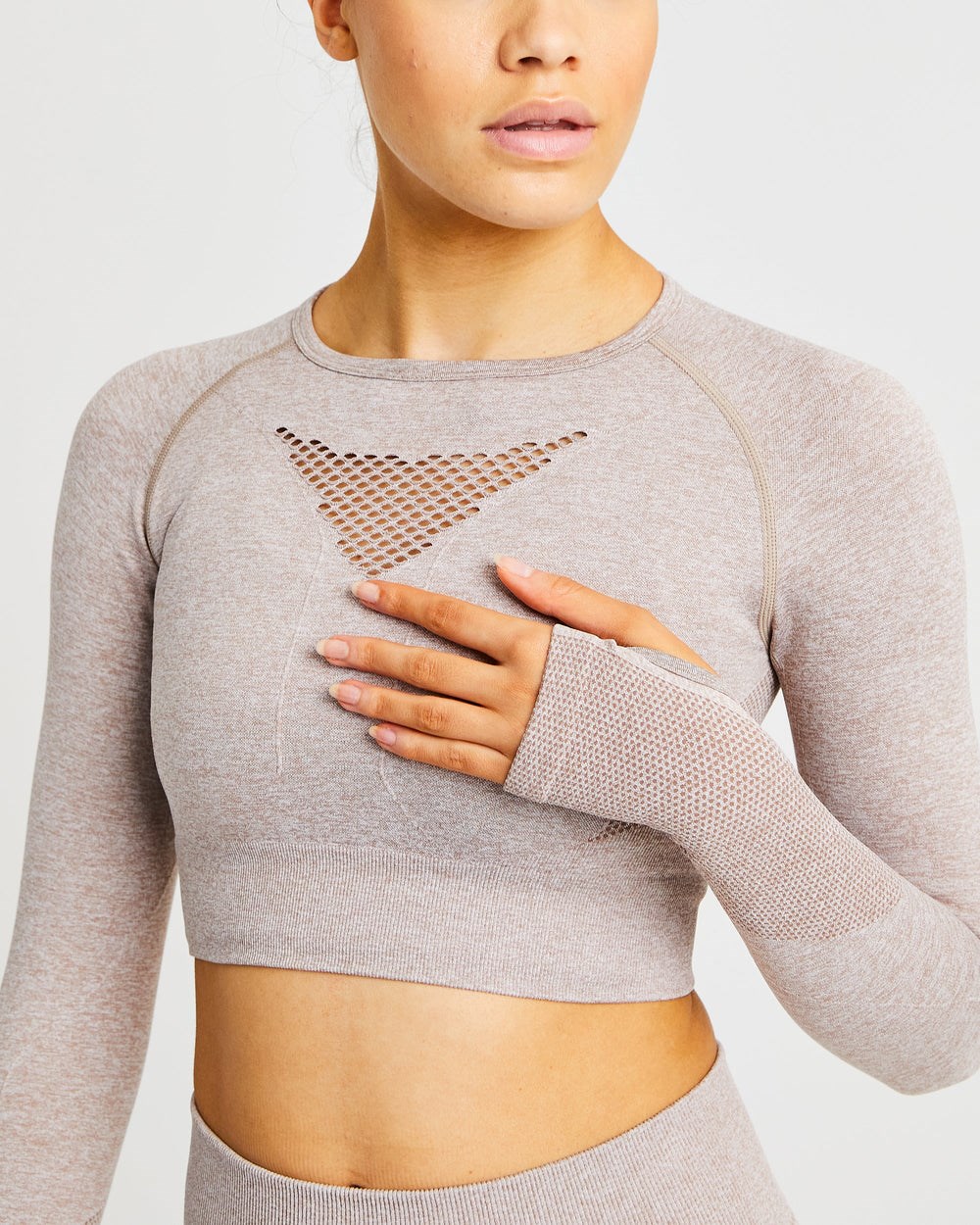 AYBL Motion Seamless Long Sleeve Crop Top Beige | 37648-QFUY