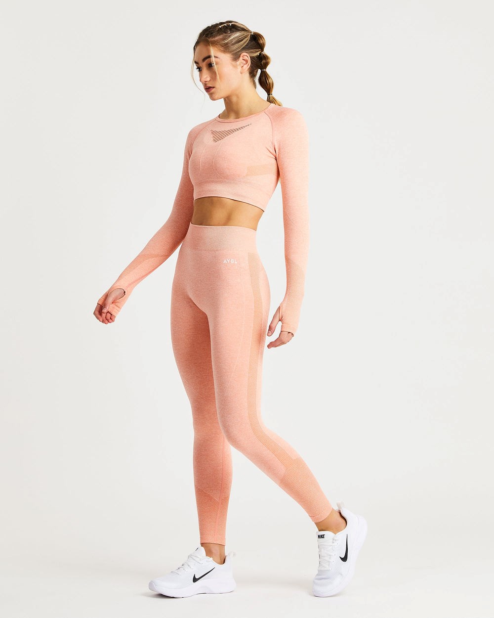 AYBL Motion Seamless Long Sleeve Crop Top Peach Marl | 41528-HPMB