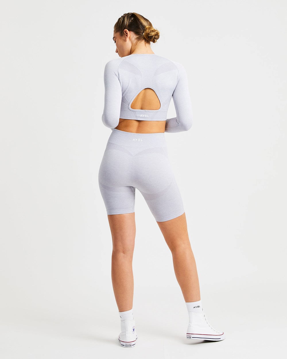 AYBL Motion Seamless Long Sleeve Crop Top Hellgrau | 96728-TIMO