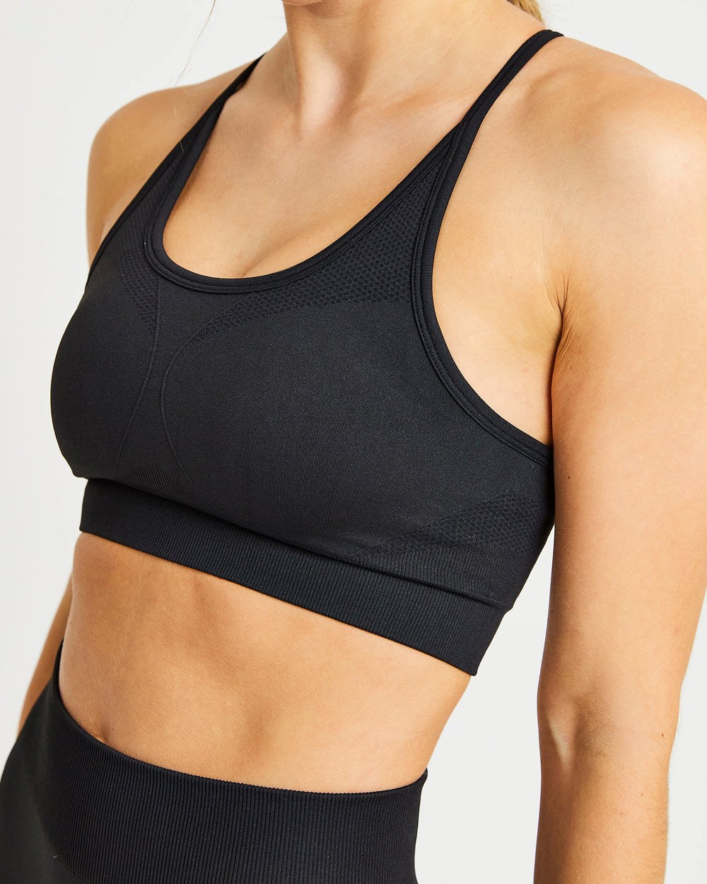 AYBL Motion Seamless Sports Bra Schwarz | 17485-VTUR