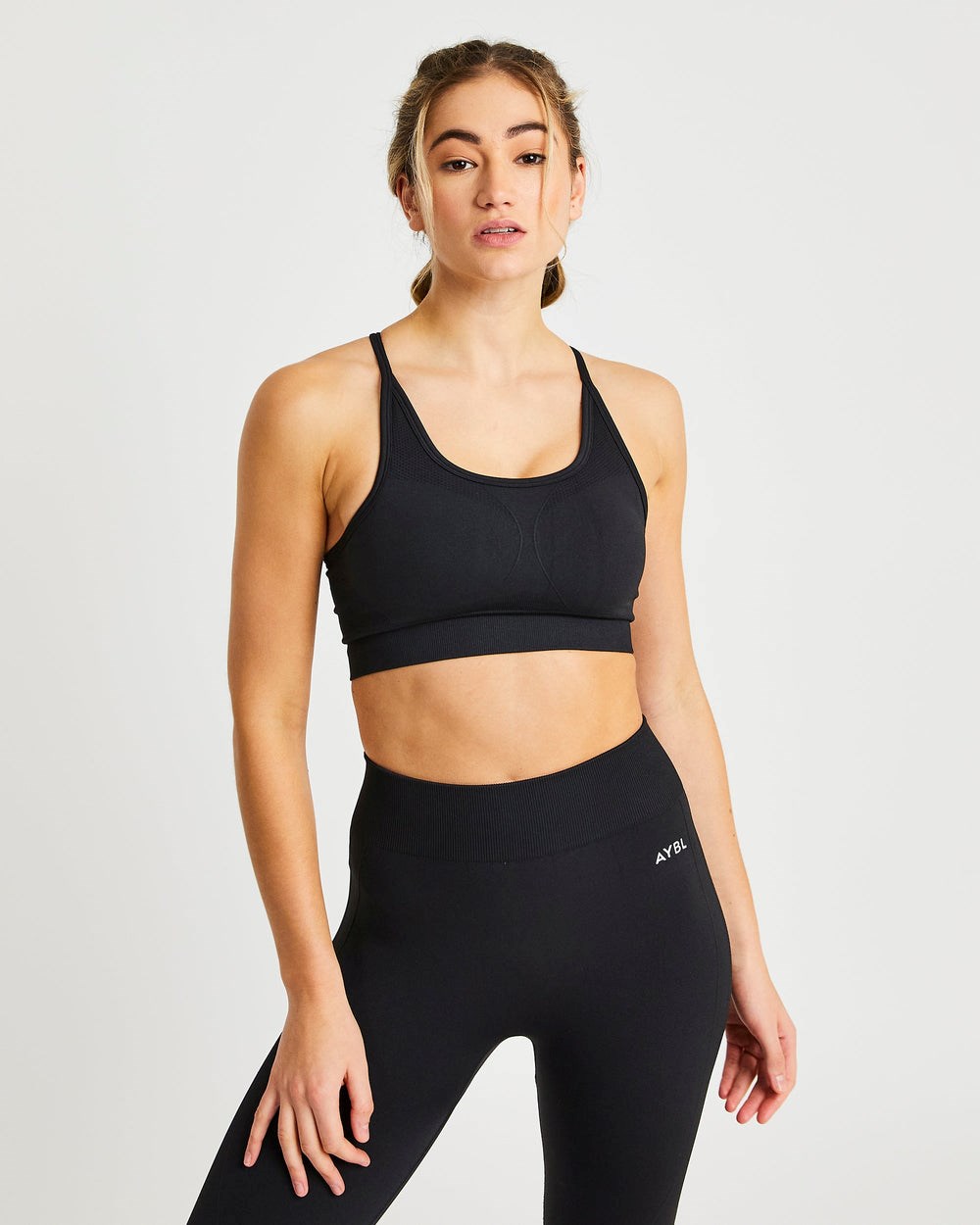 AYBL Motion Seamless Sports Bra Schwarz | 17485-VTUR