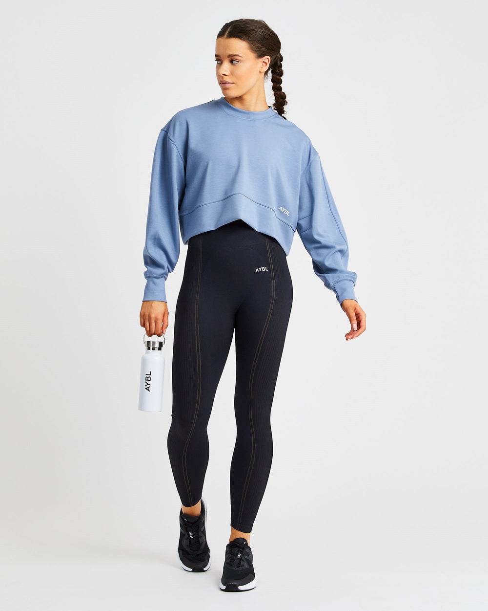 AYBL Oversized Crop Jumper Blau | 95380-BTIE