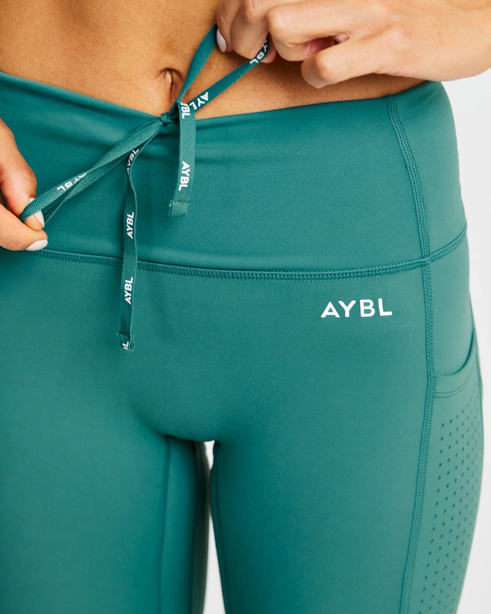 AYBL Pace Leggings Tiefesgrün | 46358-GIUT