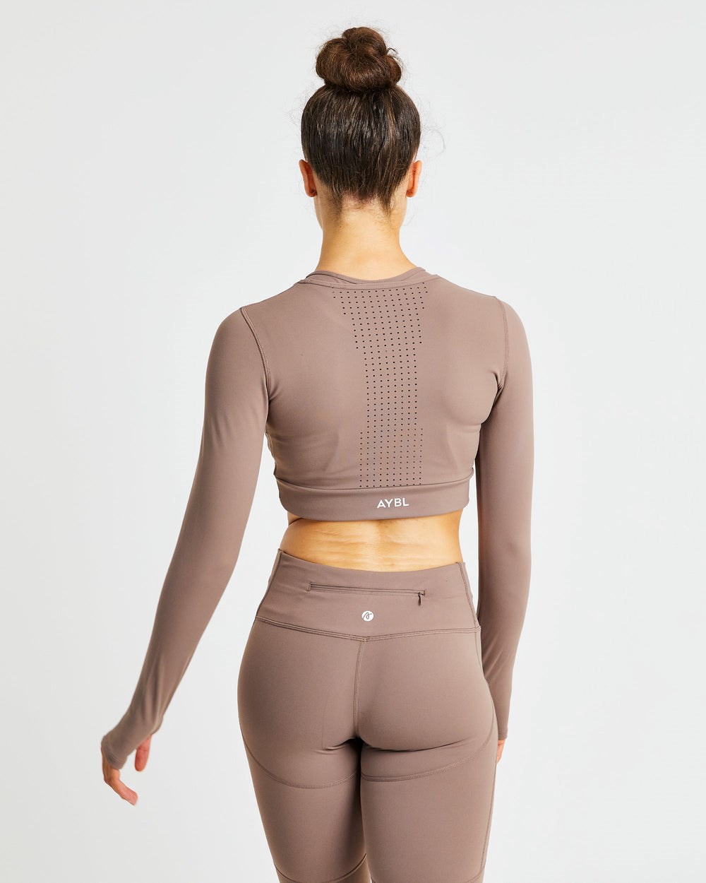 AYBL Pace Long Sleeve Crop Top Braun | 07295-YGLJ