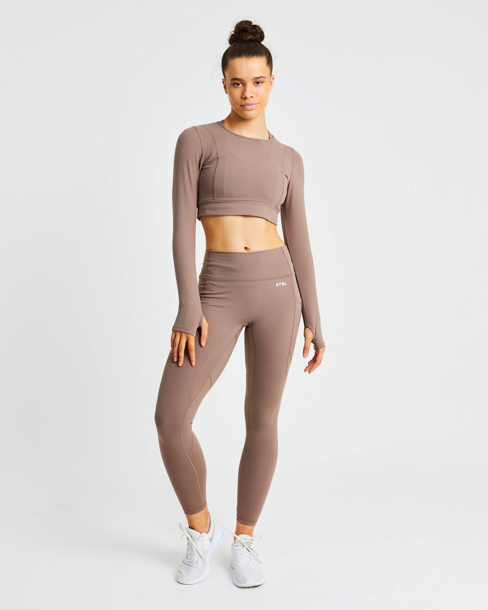 AYBL Pace Long Sleeve Crop Top Braun | 07295-YGLJ