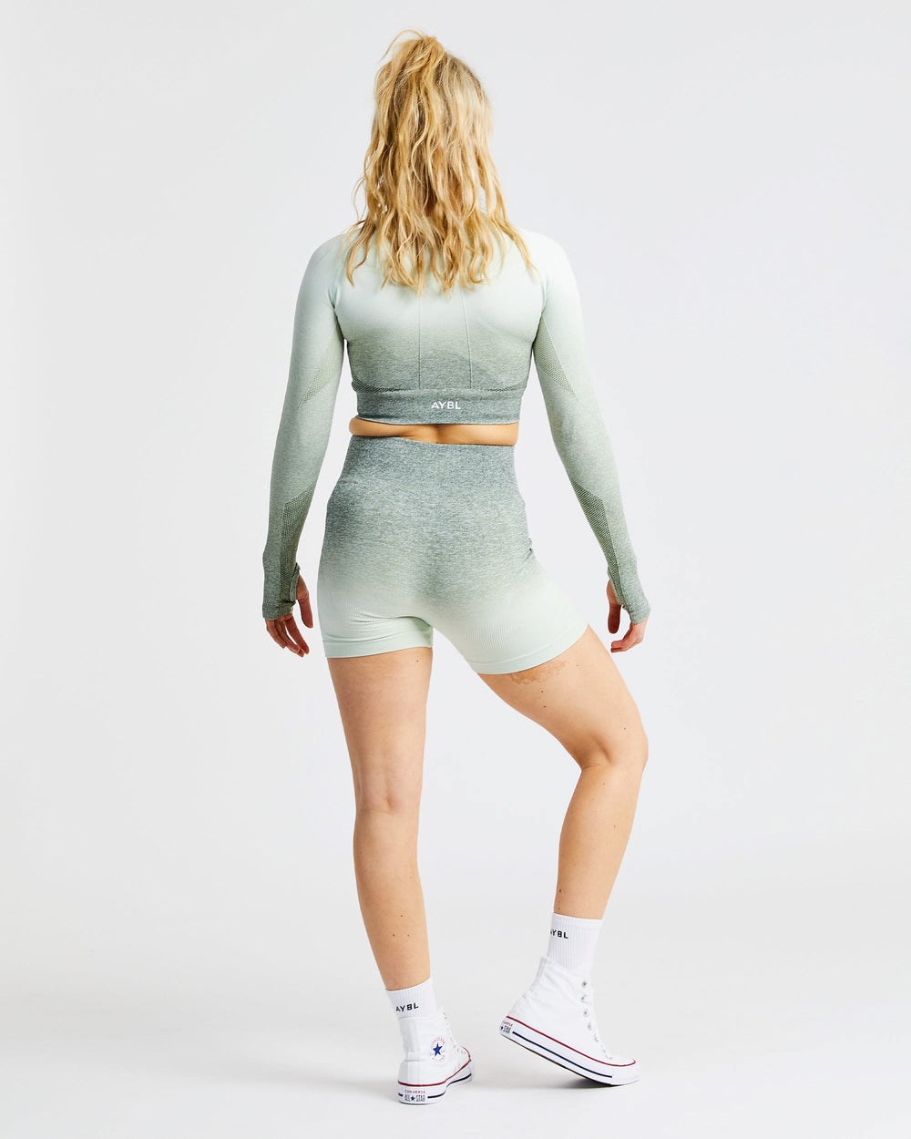 AYBL Pulse Ombré Seamless Long Sleeve Crop Top Khaki | 24305-YJMP