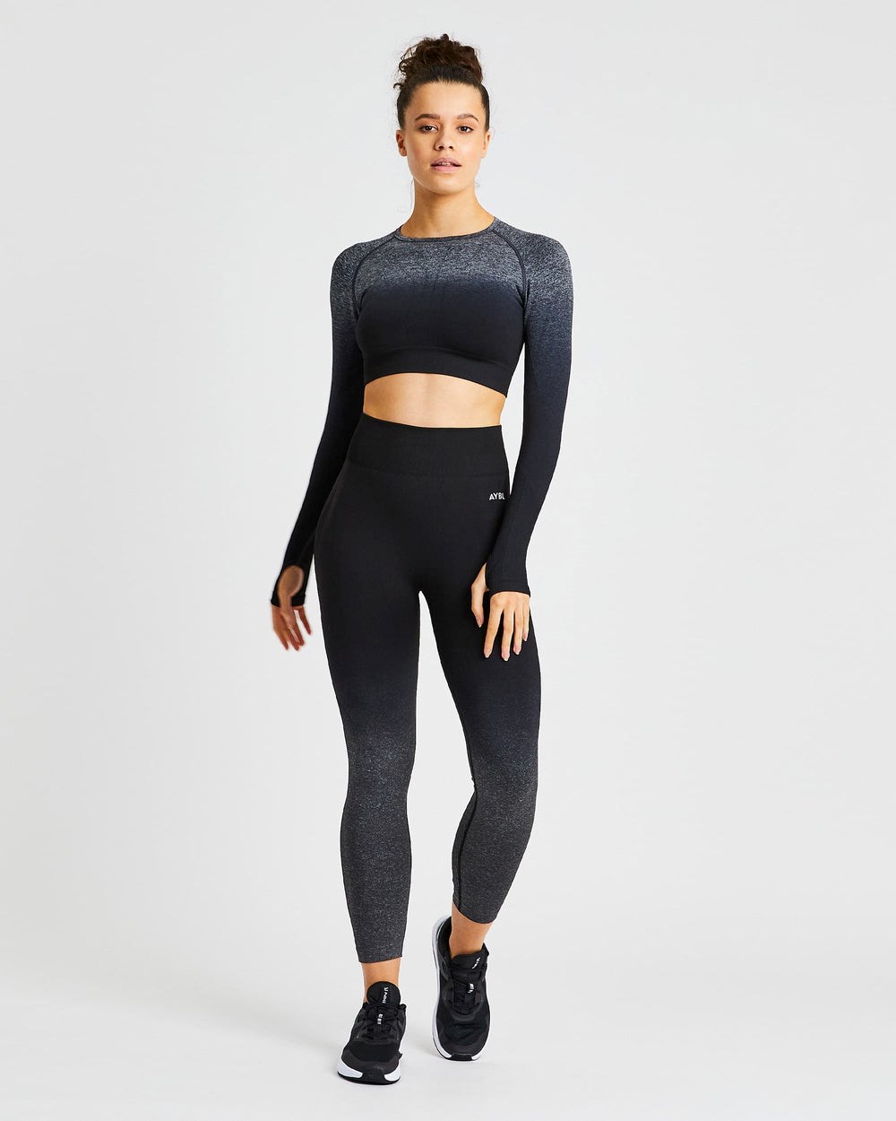 AYBL Pulse Ombré Seamless Long Sleeve Crop Top Black/Grey | 32170-VCJM