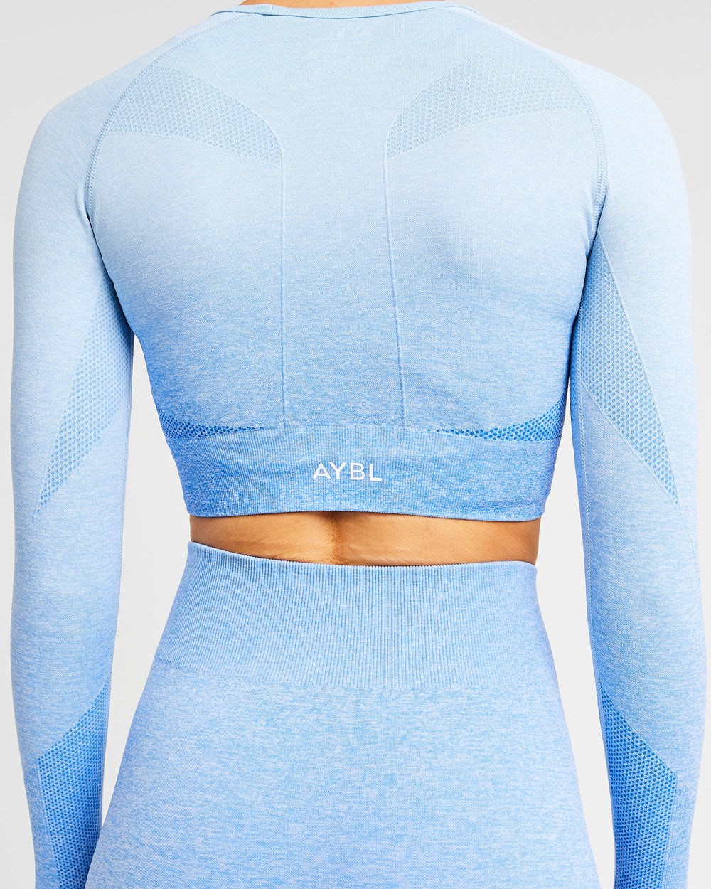 AYBL Pulse Ombré Seamless Long Sleeve Crop Top Blau | 62849-GRMD