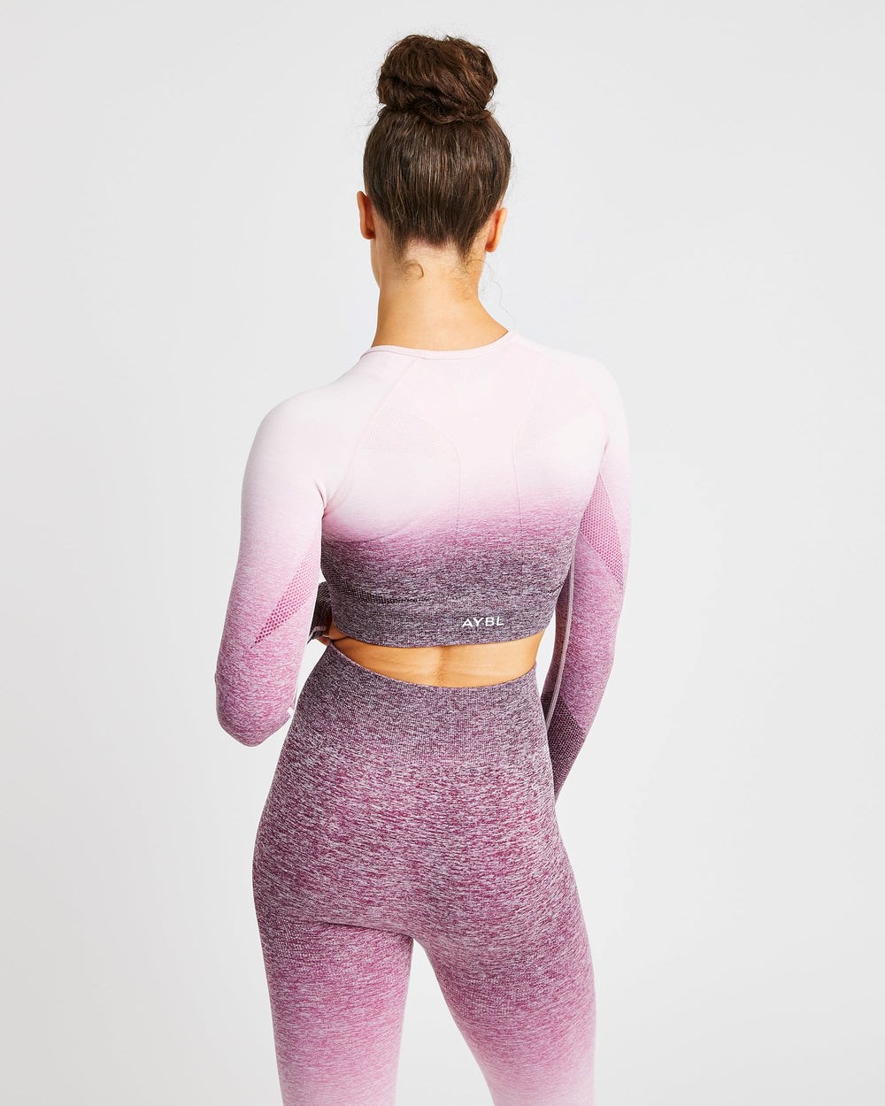 AYBL Pulse Ombré Seamless Long Sleeve Crop Top Plum | 83527-VKCY