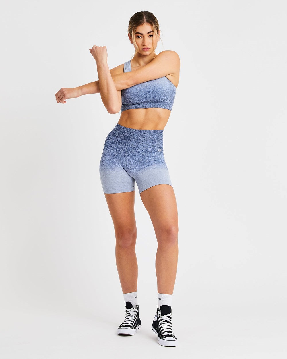 AYBL Pulse Ombré Seamless Sports Bra Navy | 37945-IWJR