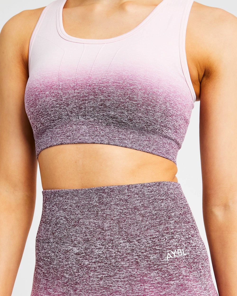 AYBL Pulse Ombré Seamless Sports Bra Plum | 15978-FVCE