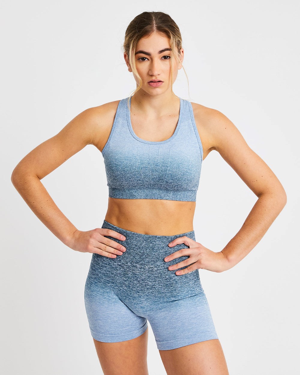 AYBL Pulse Ombré Seamless Sports Bra Teal | 04896-VLYB