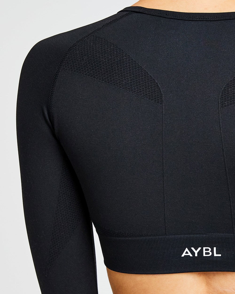 AYBL Pulse Seamless Long Sleeve Crop Top Schwarz | 32196-QBFJ