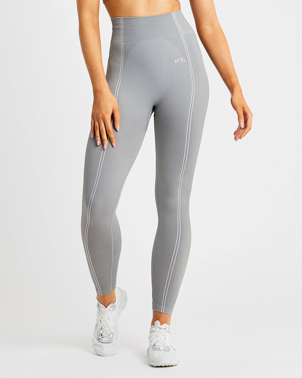 AYBL Reflex Seamless Leggings Grau | 20385-SYFL