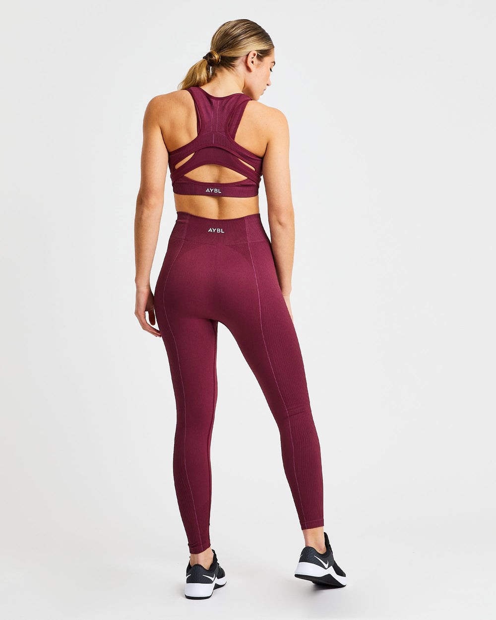 AYBL Reflex Seamless Leggings Plum | 70352-NOFE