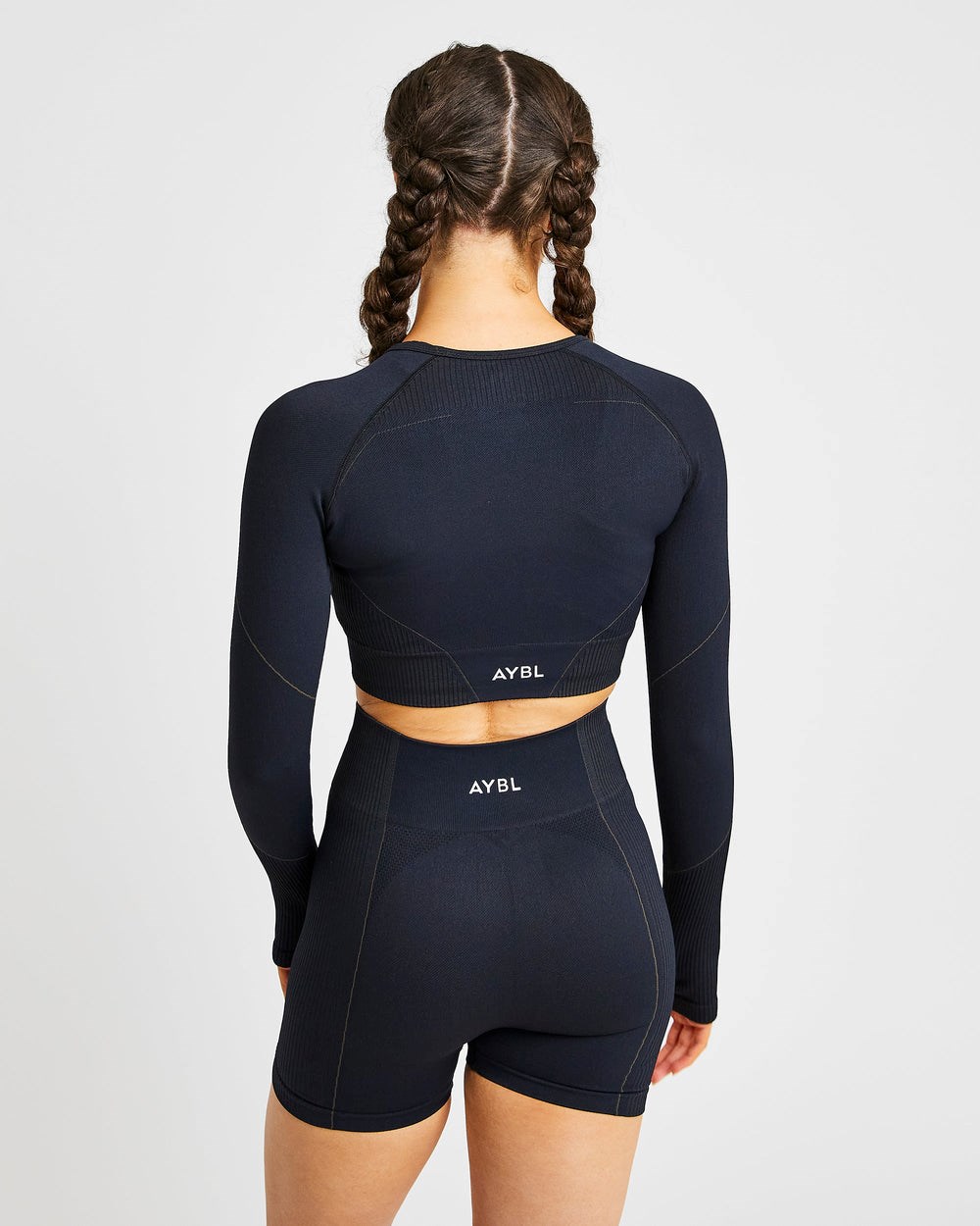 AYBL Reflex Seamless Long Sleeve Crop Top Schwarz | 18270-NDST