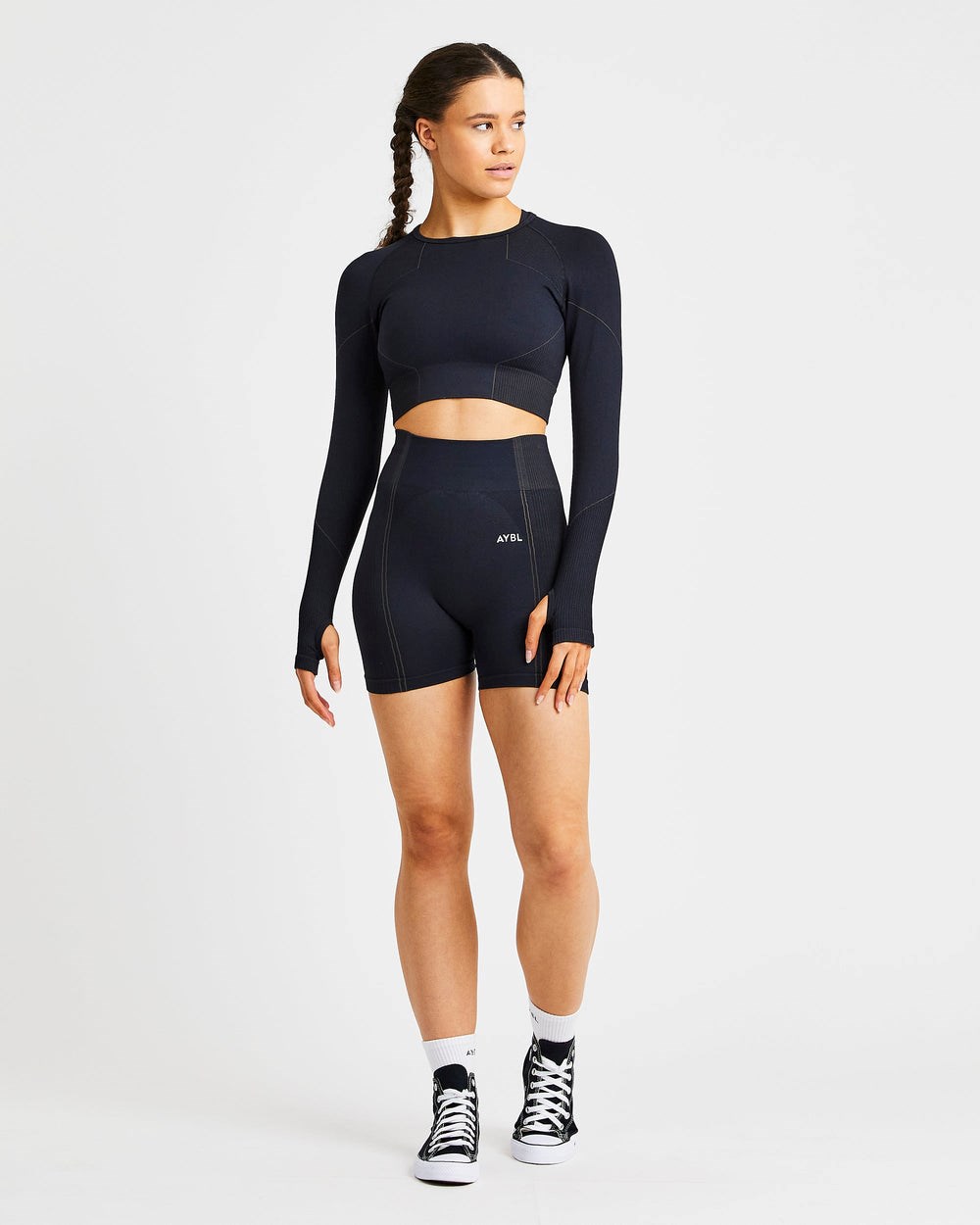 AYBL Reflex Seamless Long Sleeve Crop Top Schwarz | 18270-NDST