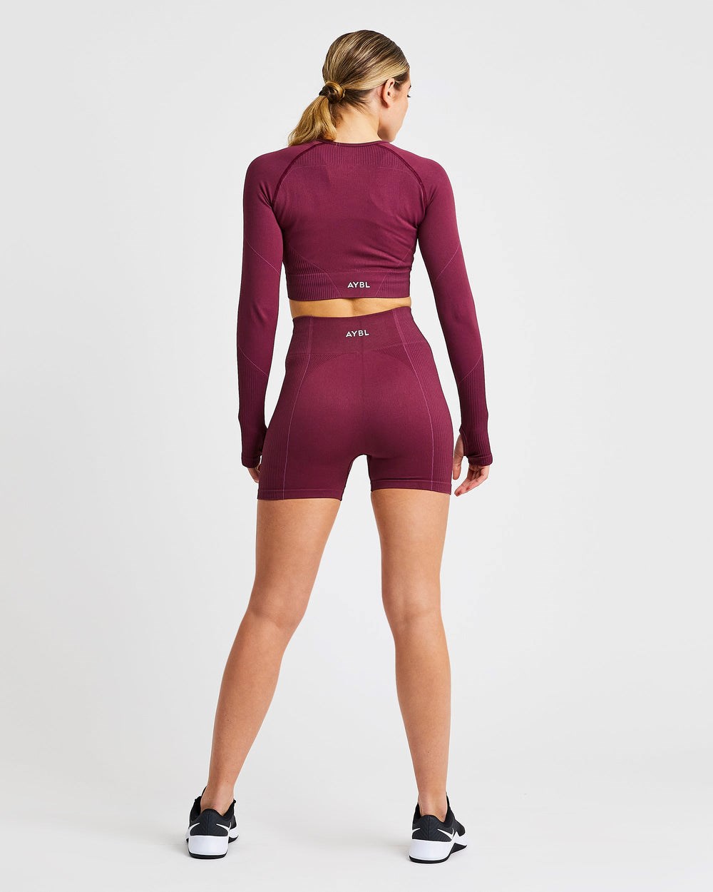 AYBL Reflex Seamless Long Sleeve Crop Top Plum | 40185-RVWH