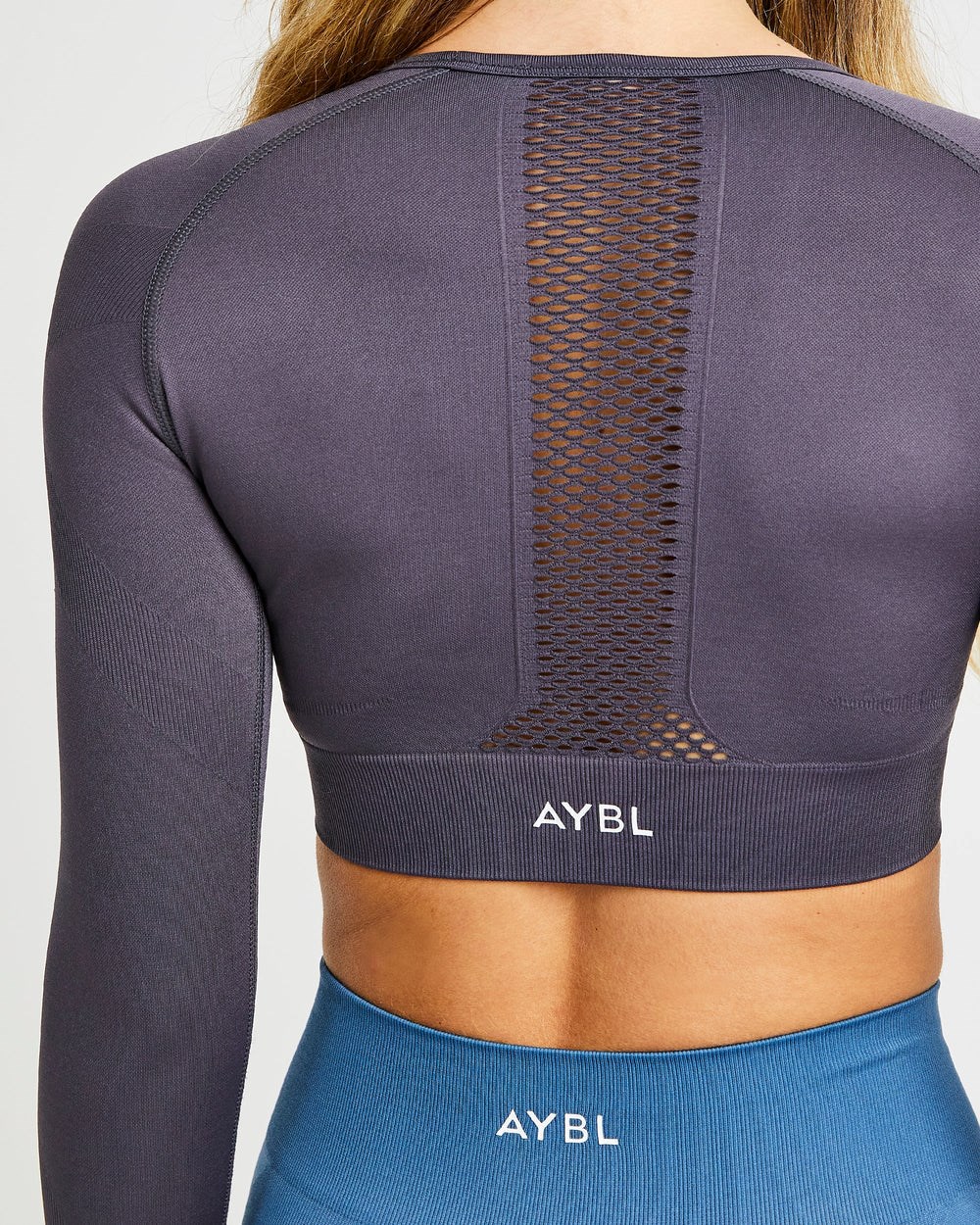 AYBL Reform Seamless Long Sleeve Crop Top Charcoal | 63405-XSBG