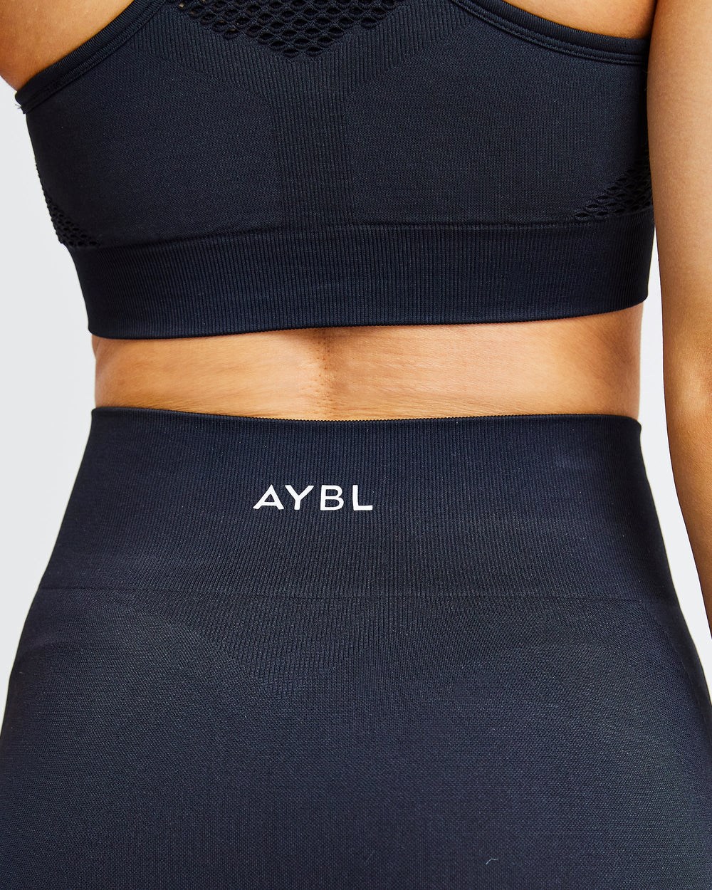 AYBL Reform Seamless Sports Bra Schwarz | 74368-OHNG