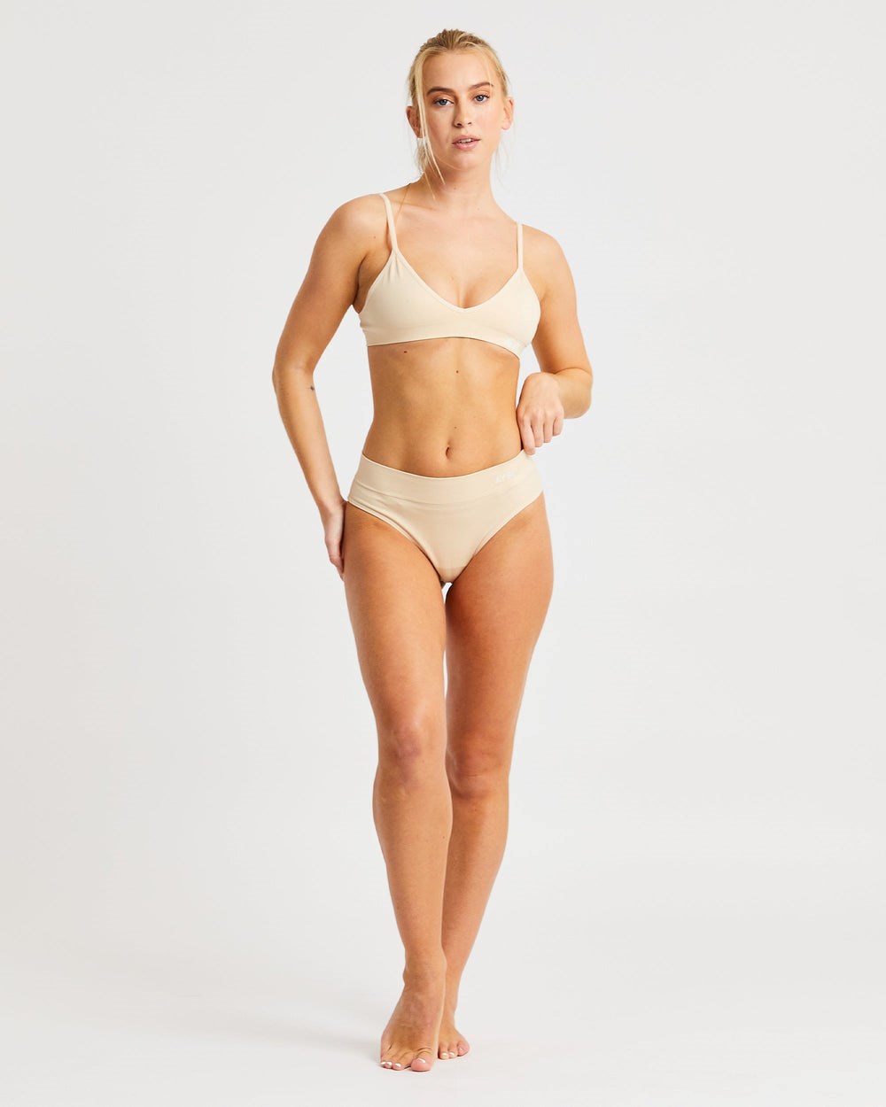 AYBL Seamless High Rise Tanga Nude | 49108-MUOL