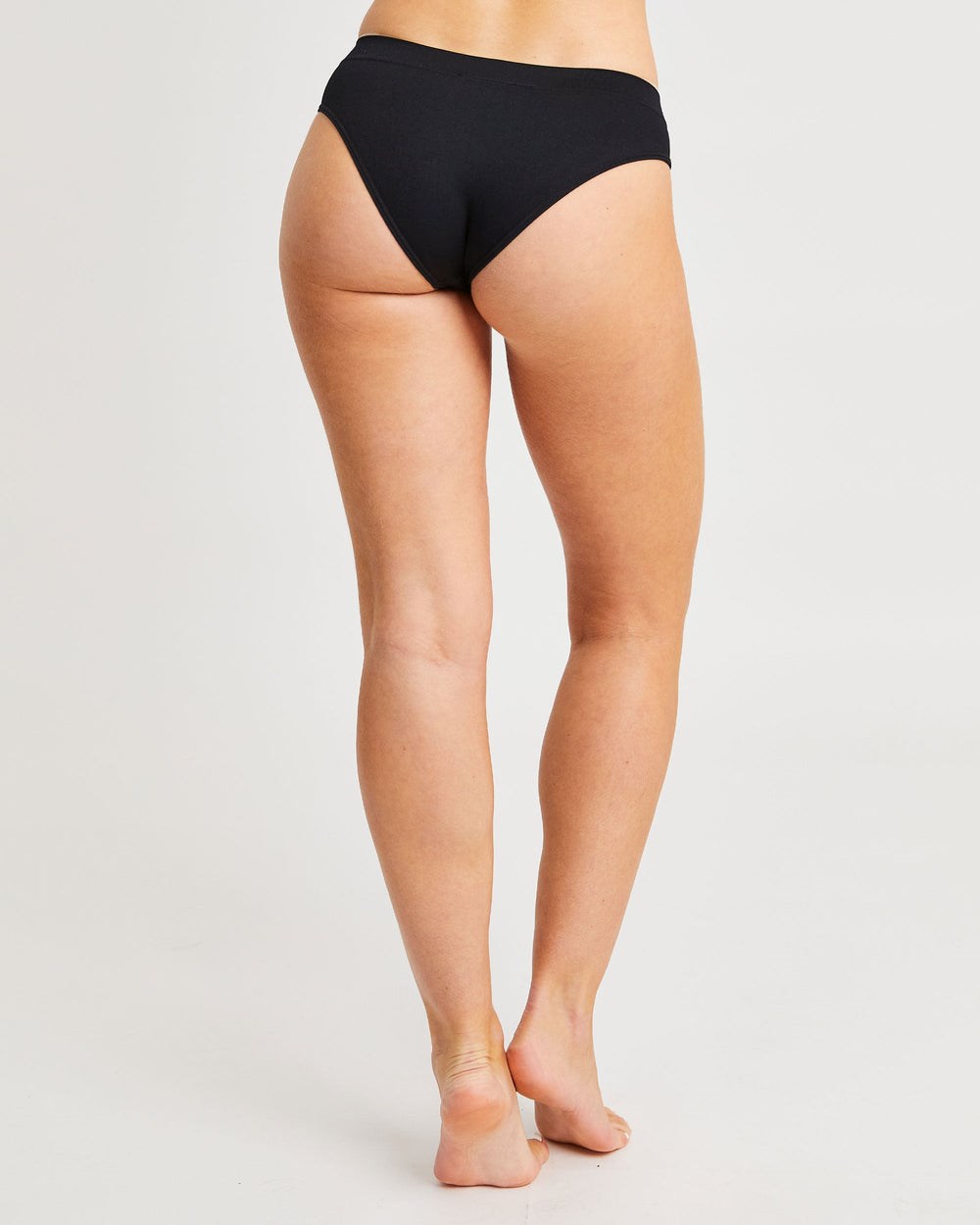 AYBL Seamless Hipsters Schwarz | 27690-MIOW