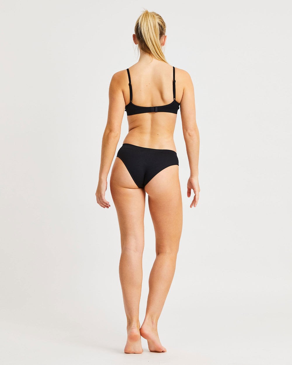 AYBL Seamless Hipsters Schwarz | 27690-MIOW