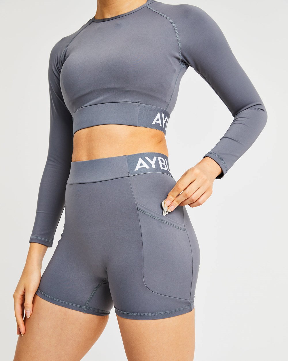 AYBL Sport Long Sleeve Crop Top Grau | 28541-RBCN