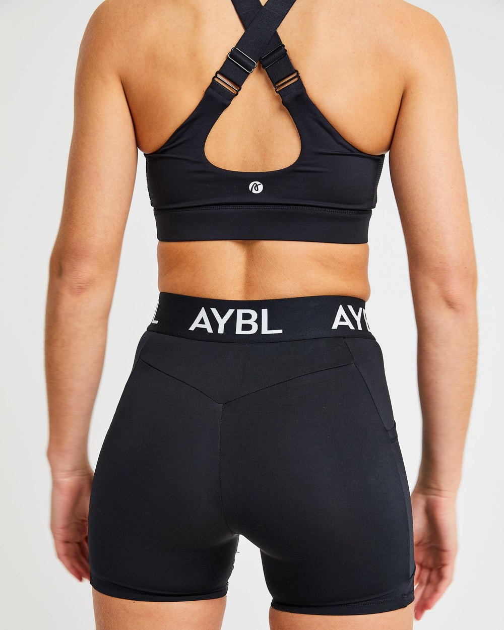 AYBL Sportive High Neck Sports Bra Schwarz | 31982-VJBR