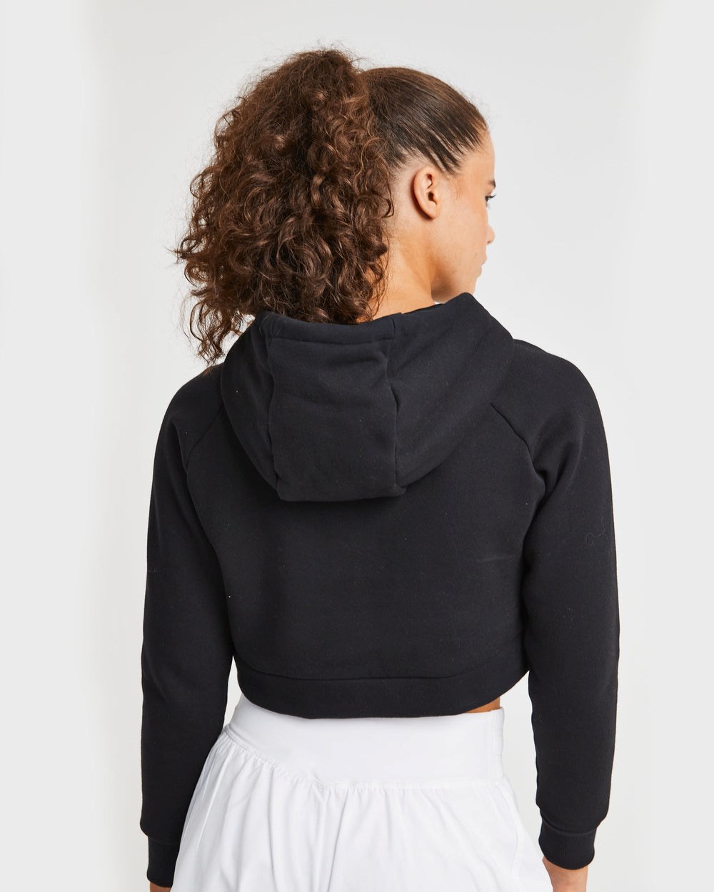 AYBL Staple Crop Hoodie Schwarz | 46871-SEQP