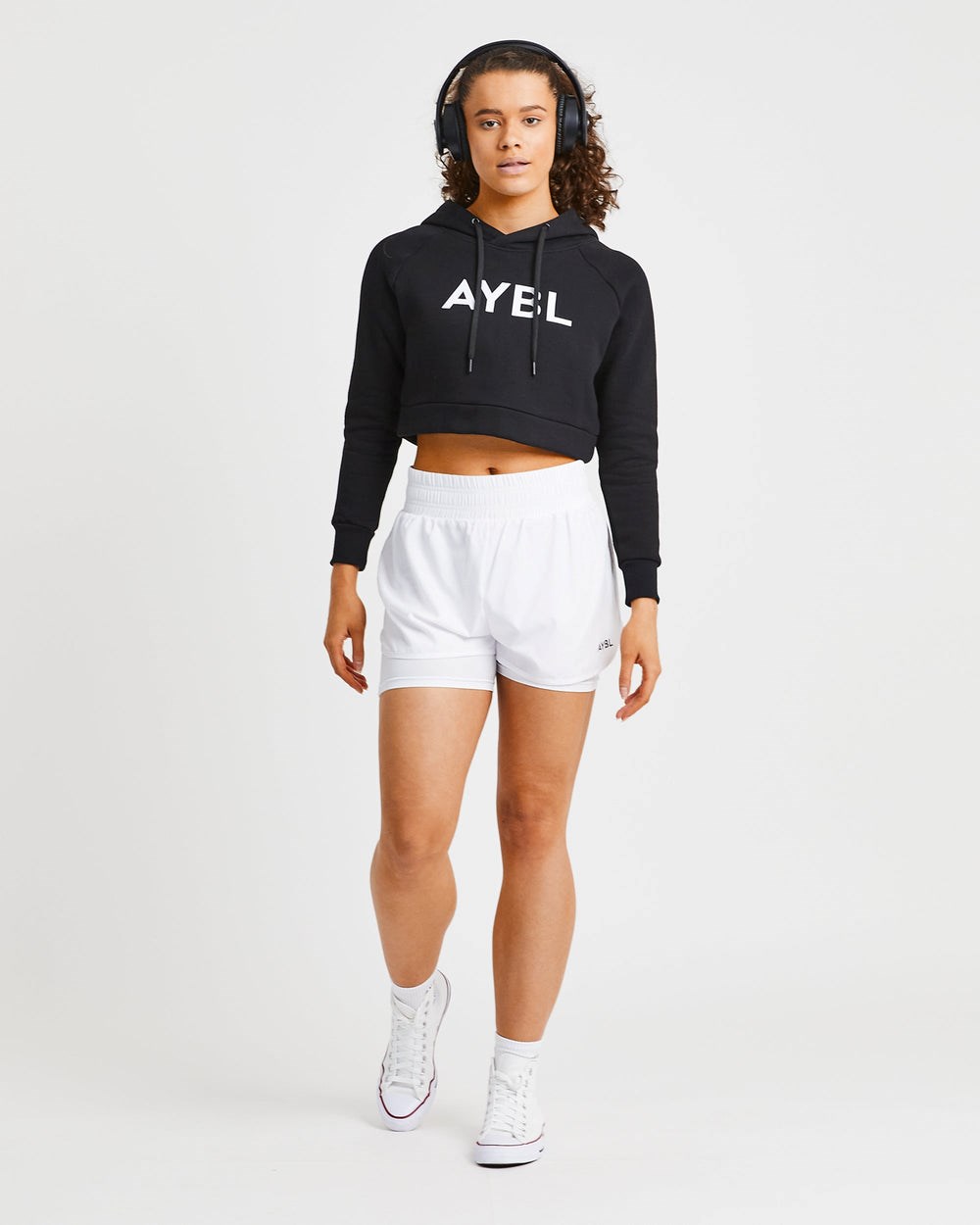 AYBL Staple Crop Hoodie Schwarz | 46871-SEQP