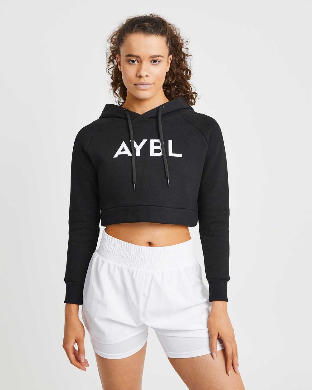 AYBL Staple Crop Hoodie Schwarz | 46871-SEQP