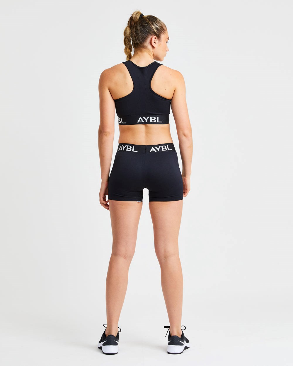 AYBL Staple Seamless Sports Bra Schwarz | 86012-EDFQ