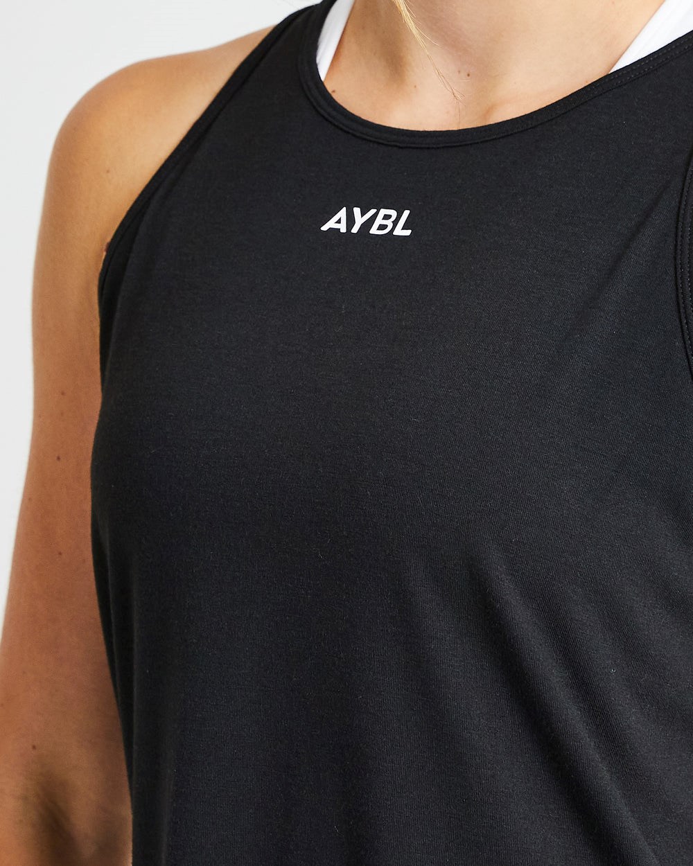 AYBL Strive Vest Schwarz | 07142-RPXF