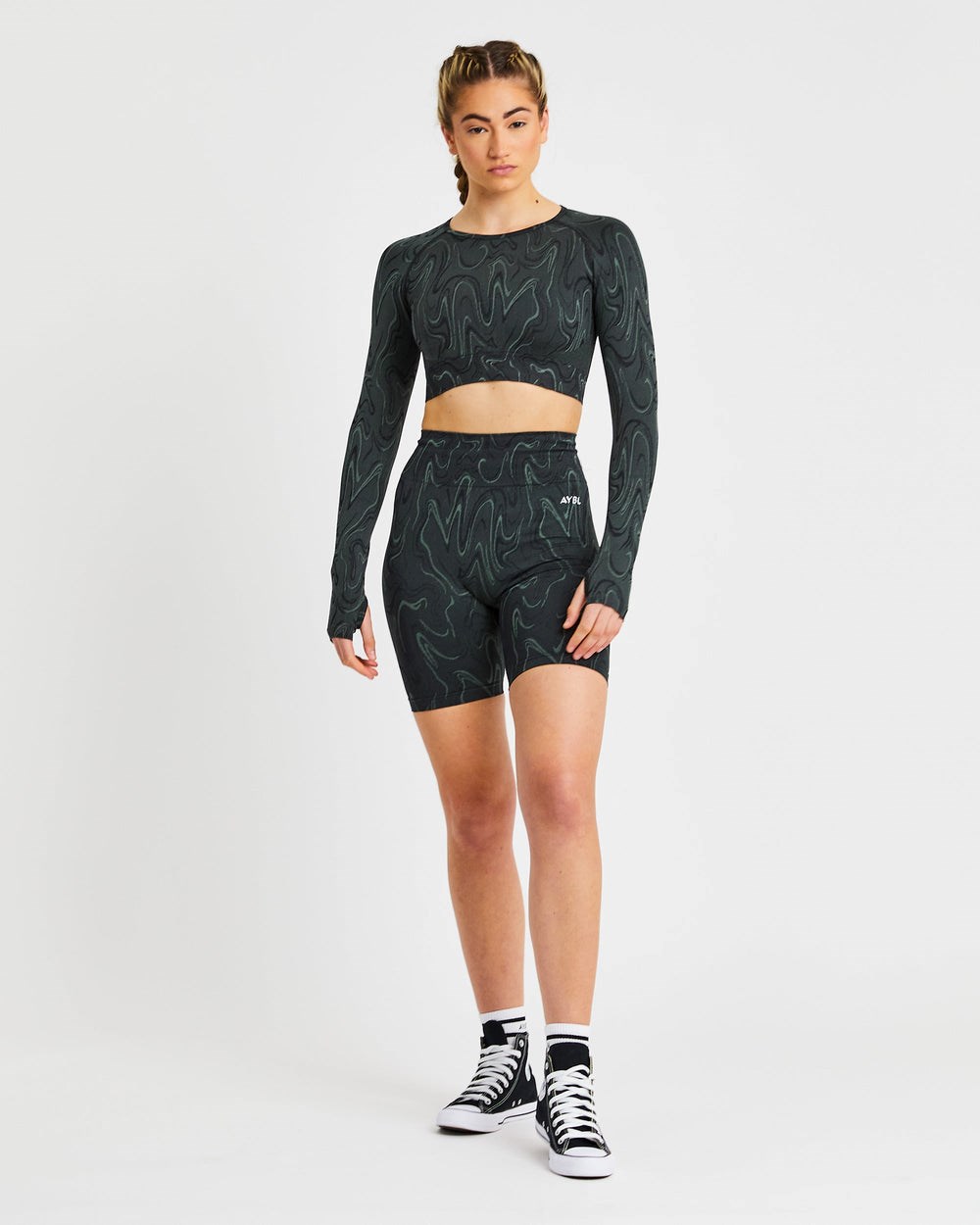 AYBL Velocity Seamless Long Sleeve Crop Top Schwarz | 35976-DYEG